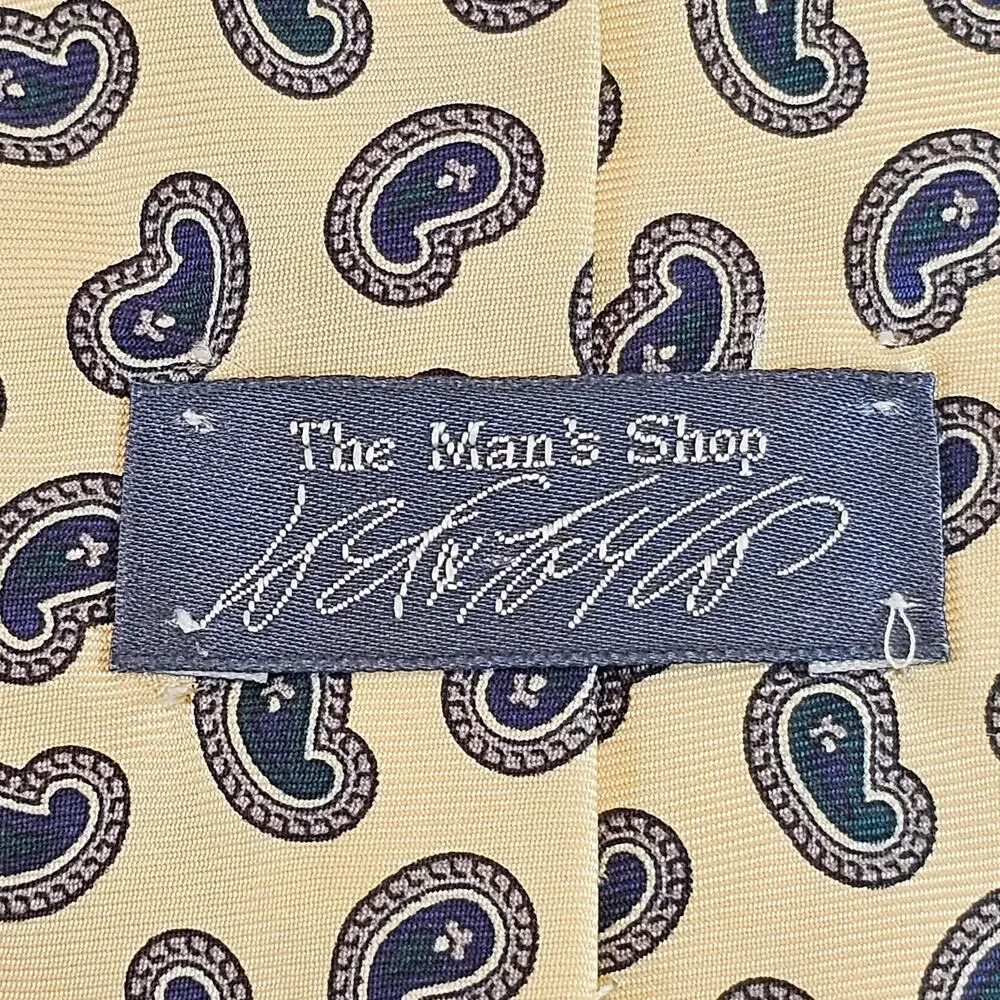 The Man’s Shop Necktie Ivory Blue Paisley 100% Silk Handmade Dominican Republic